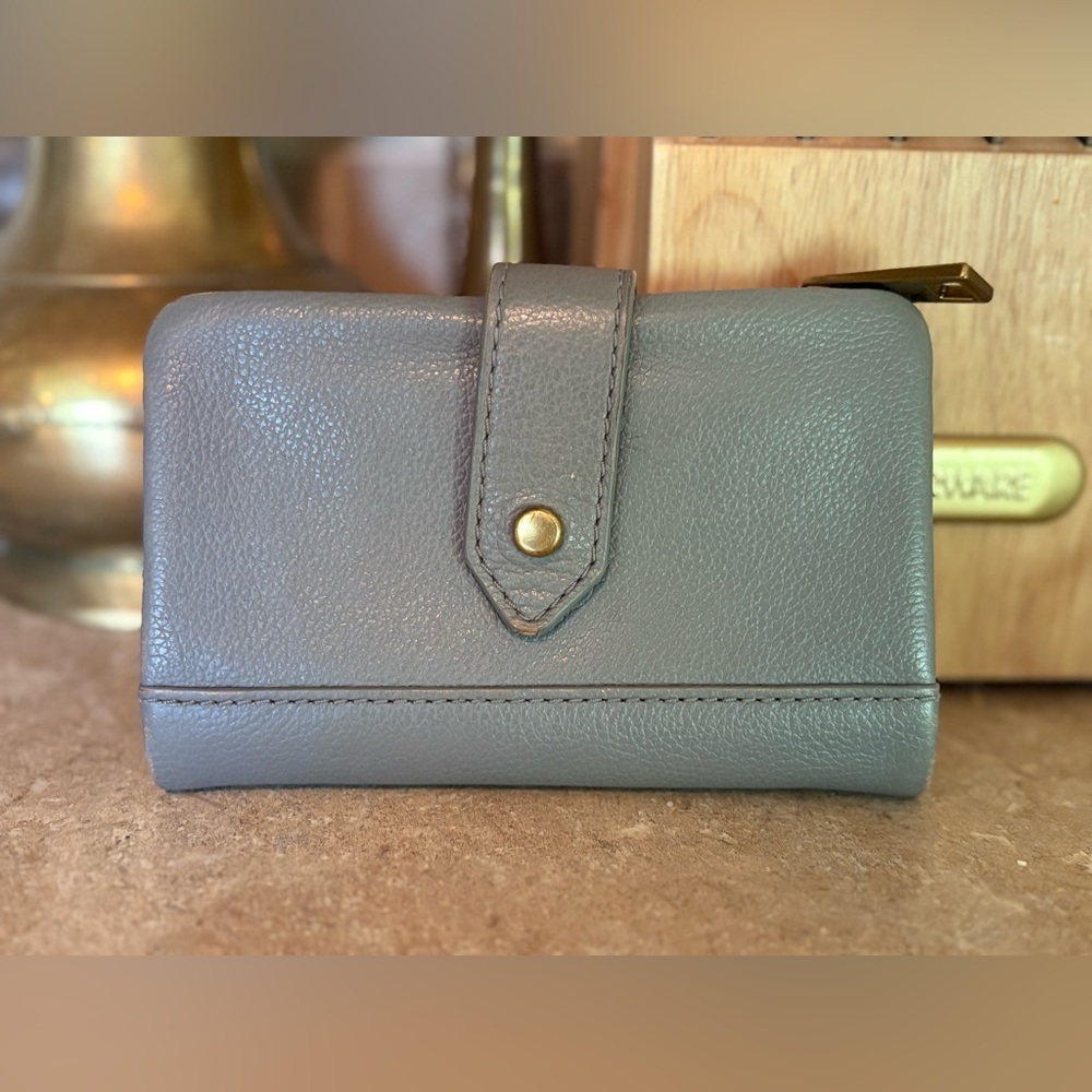 Fossil Lainie Multifunction leather (cow hide) bifold snap wallet gray